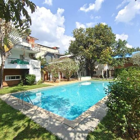 Villa M - Solitude 2 Candolim Goa 3Bhk, Pool Facing, Near Beach, Free Breakfast, Free Wifi And Prime Location Экстерьер фото