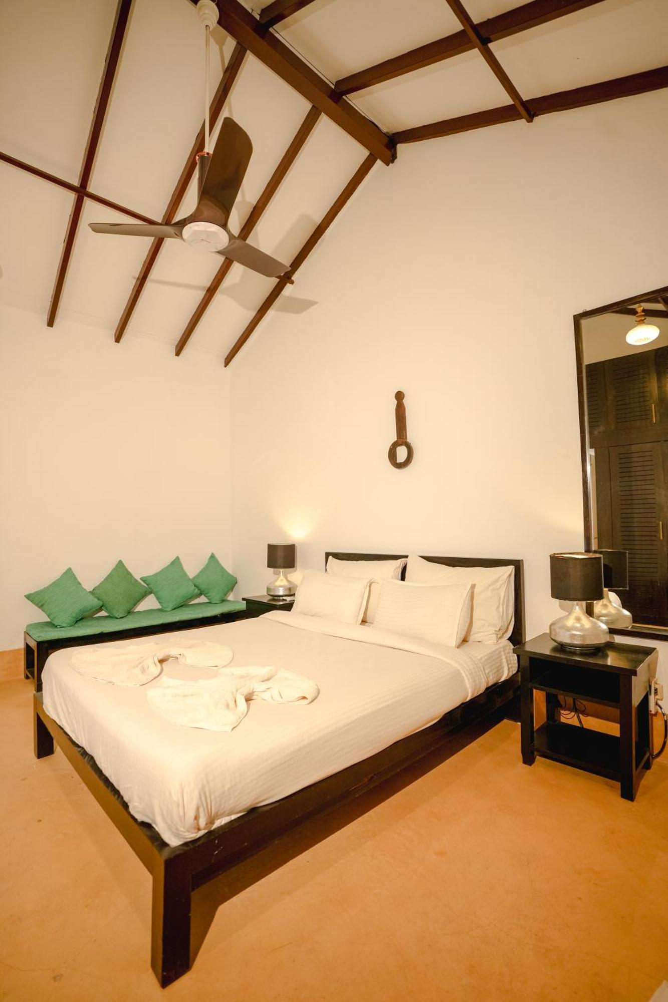 Villa M - Solitude 2 Candolim Goa 3Bhk, Pool Facing, Near Beach, Free Breakfast, Free Wifi And Prime Location Экстерьер фото