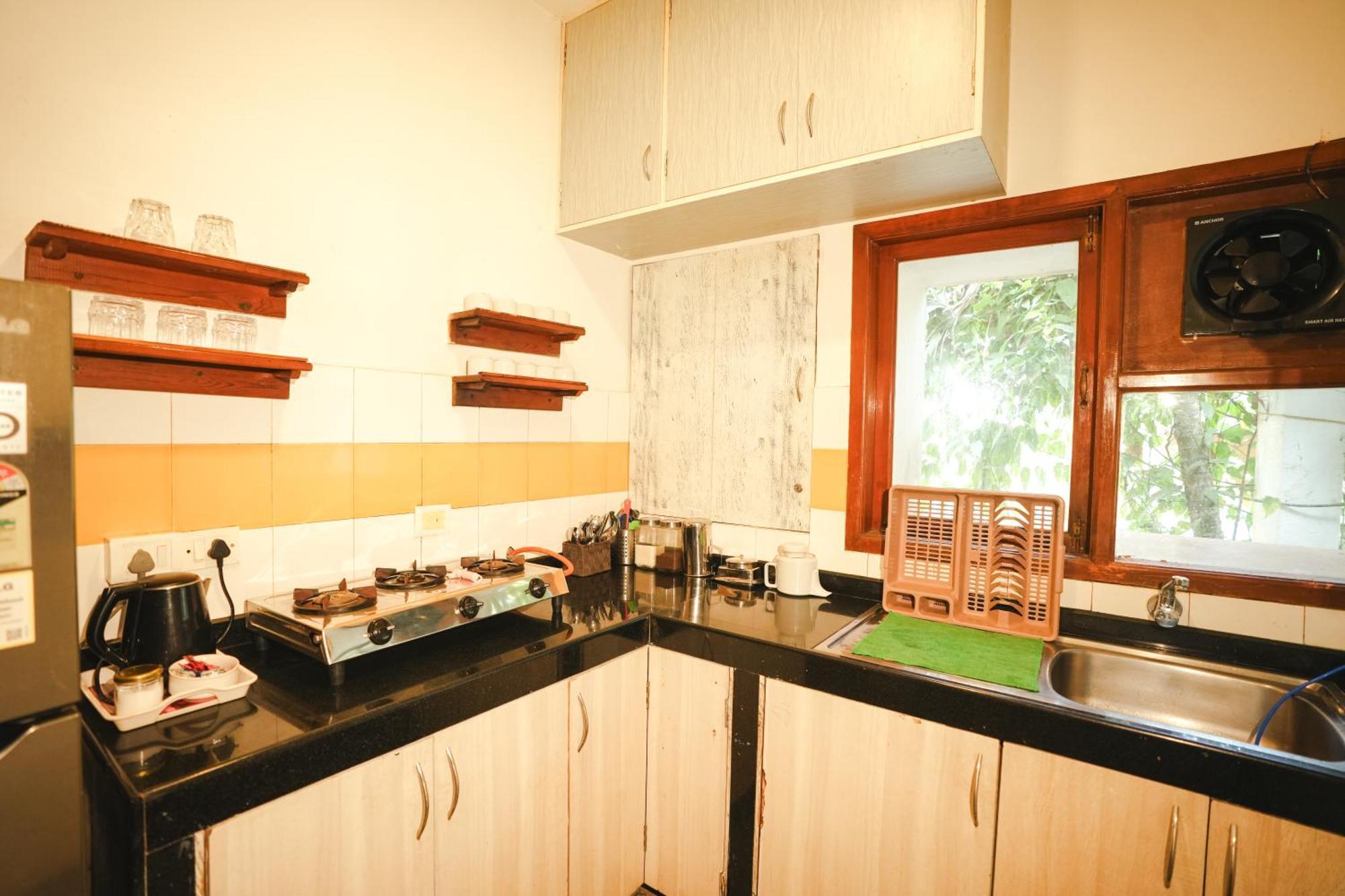 Villa M - Solitude 2 Candolim Goa 3Bhk, Pool Facing, Near Beach, Free Breakfast, Free Wifi And Prime Location Экстерьер фото
