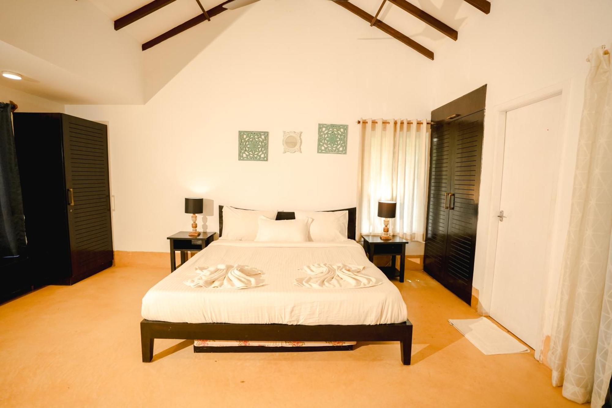 Villa M - Solitude 2 Candolim Goa 3Bhk, Pool Facing, Near Beach, Free Breakfast, Free Wifi And Prime Location Экстерьер фото