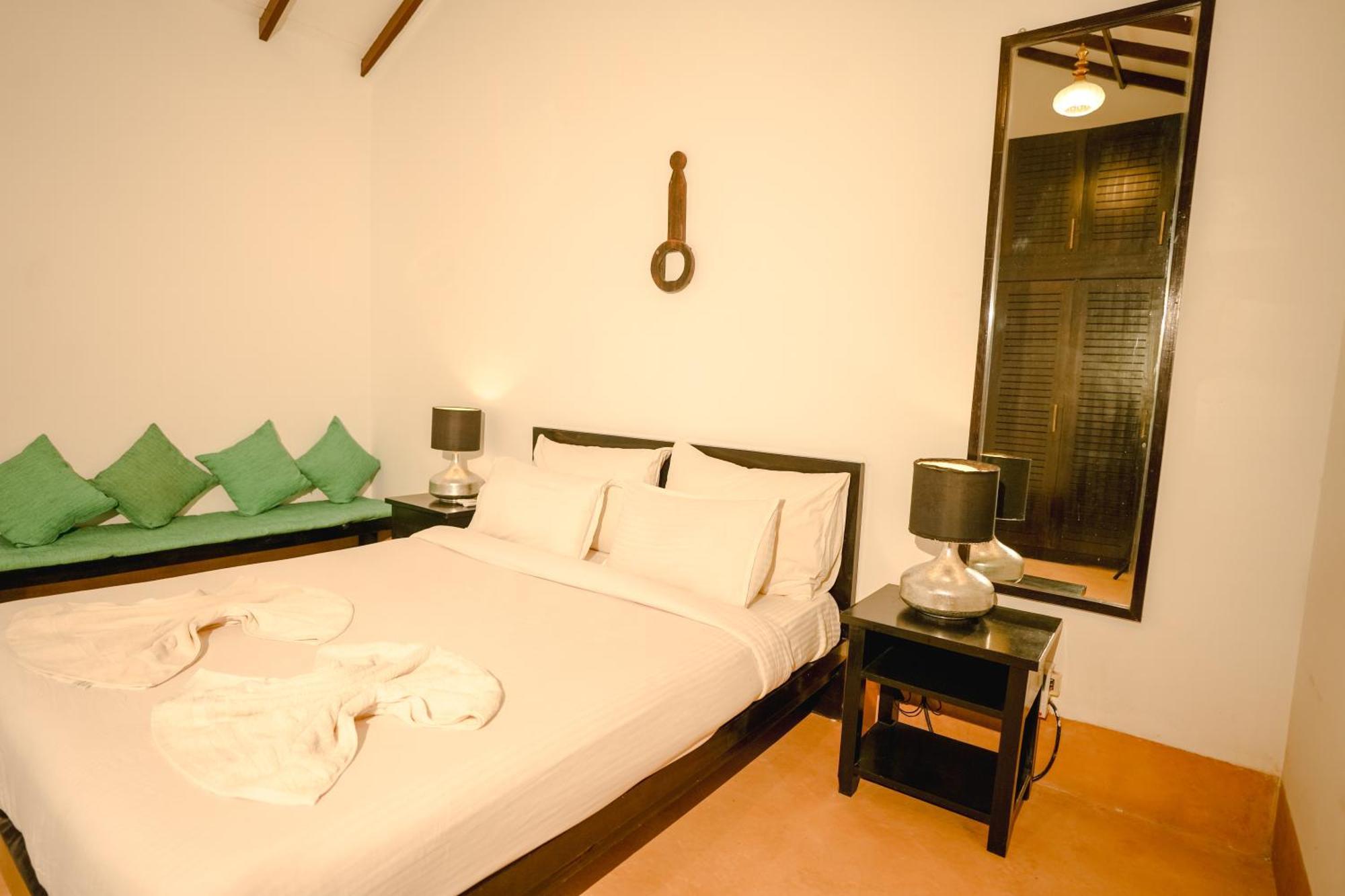Villa M - Solitude 2 Candolim Goa 3Bhk, Pool Facing, Near Beach, Free Breakfast, Free Wifi And Prime Location Экстерьер фото