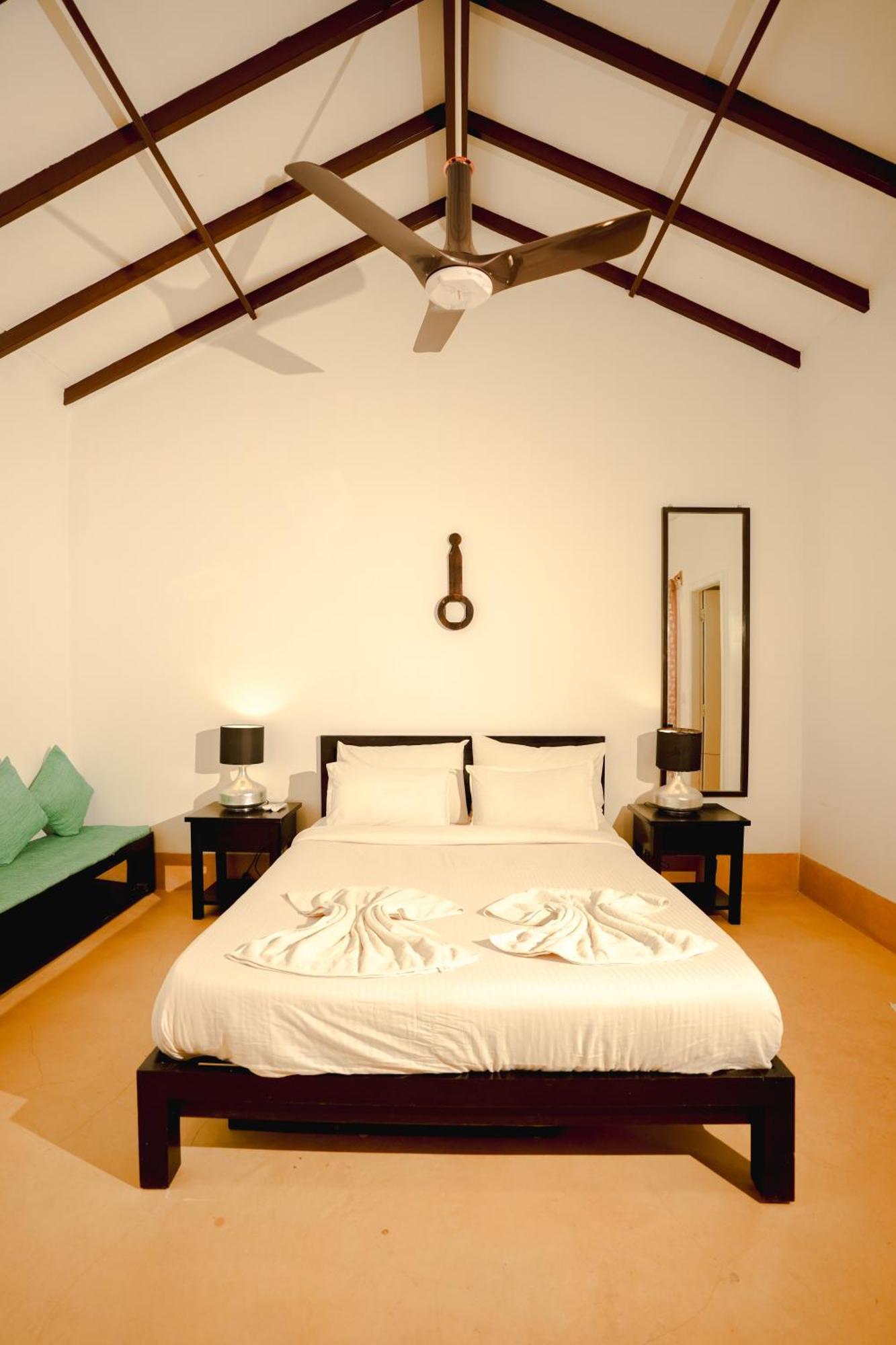 Villa M - Solitude 2 Candolim Goa 3Bhk, Pool Facing, Near Beach, Free Breakfast, Free Wifi And Prime Location Экстерьер фото
