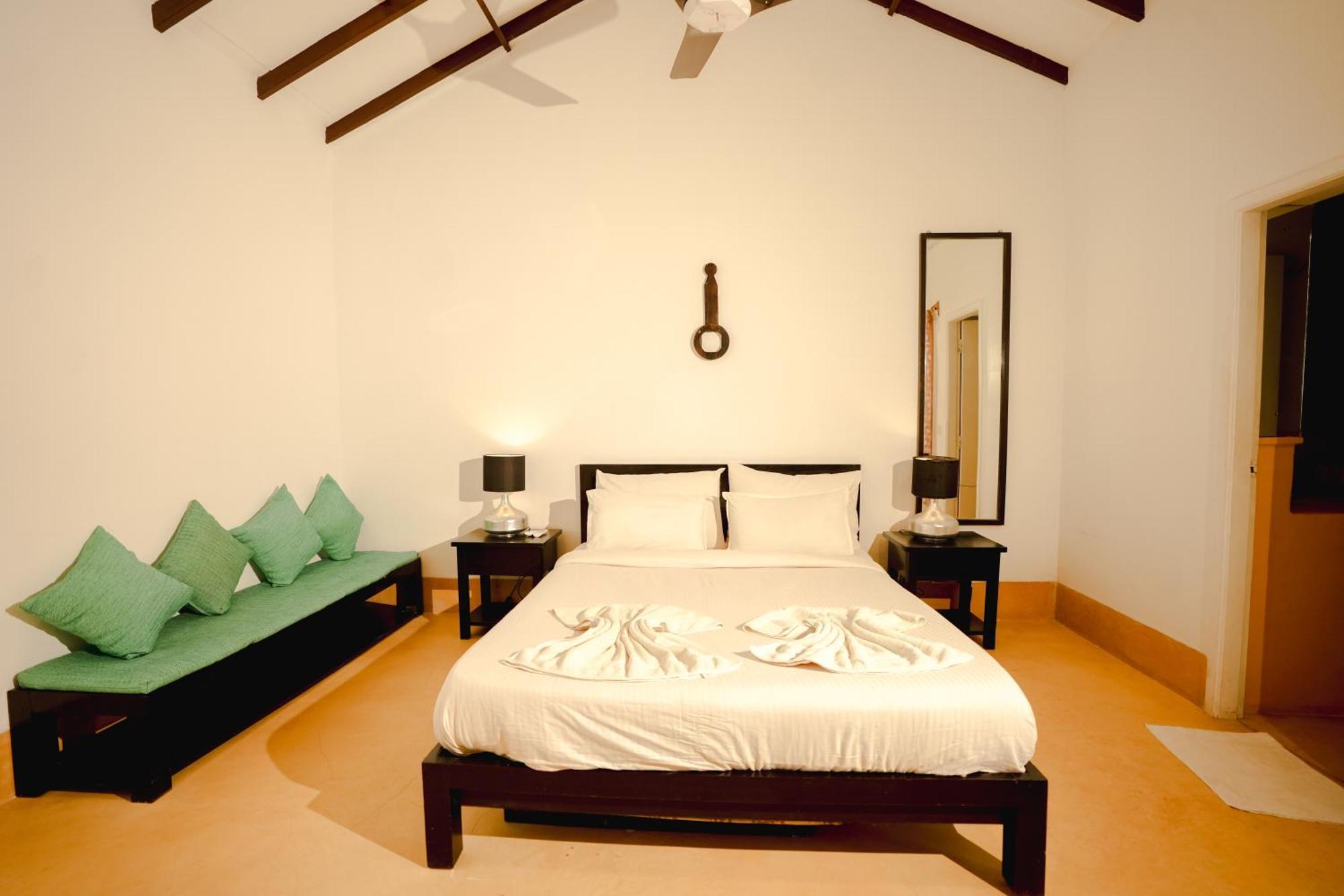 Villa M - Solitude 2 Candolim Goa 3Bhk, Pool Facing, Near Beach, Free Breakfast, Free Wifi And Prime Location Экстерьер фото